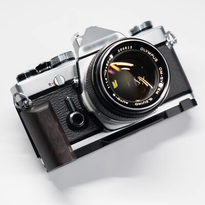 YUWOOD Handcrafted Wooden Camera Grip For Olympus OM-1/ OM-2/ OM-3