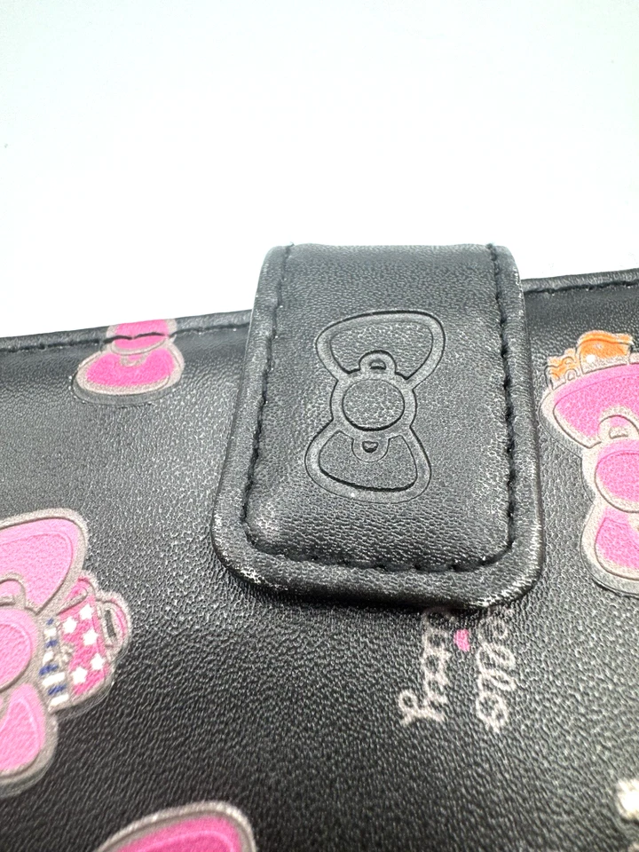 Hello Kitty Wallet Phone Case with Card Slots Pocket & Adhesive to hold Phone - Image 4 of 4