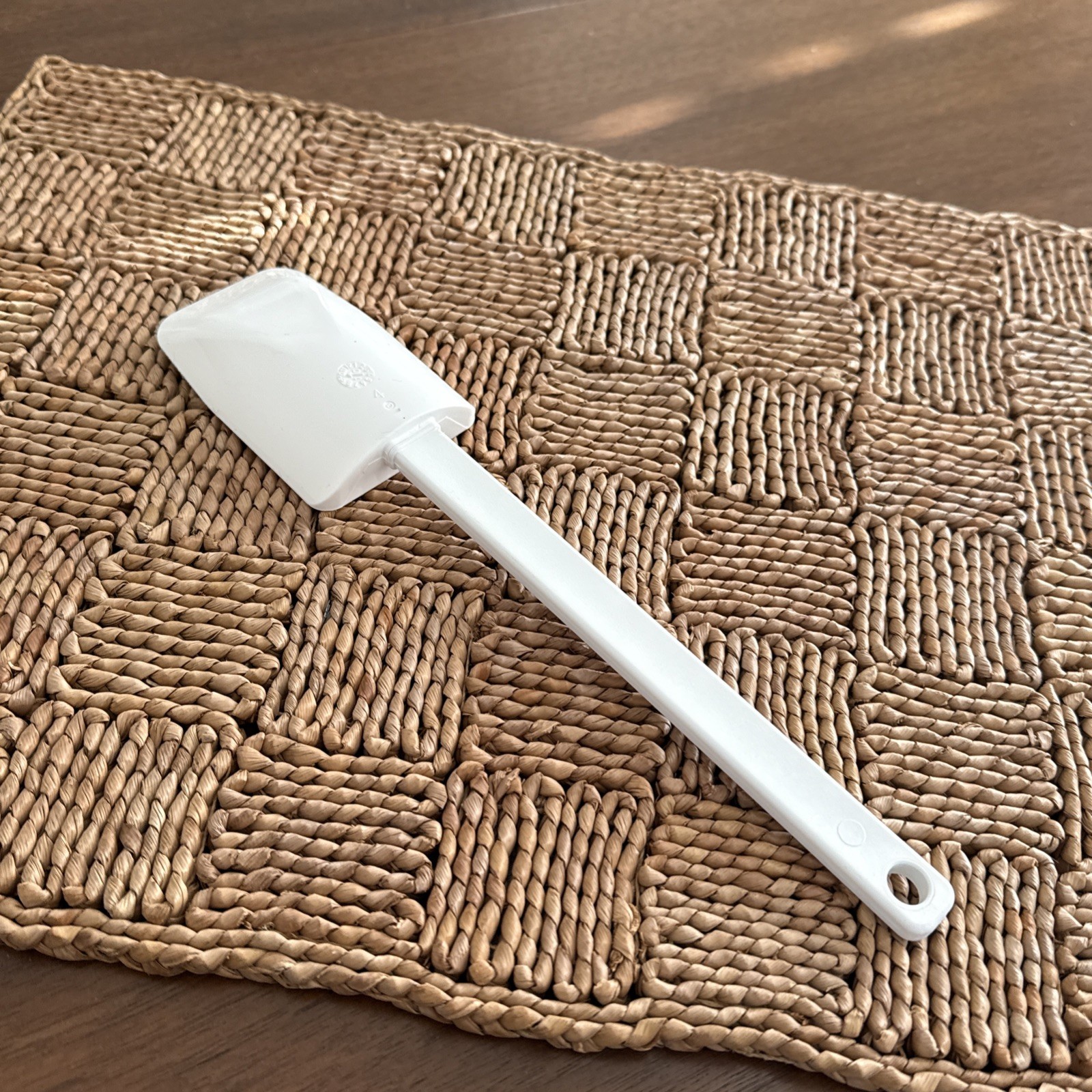Pampered Chef Mix 'N Scraper 10-1/2" Heavy Duty 1659 Silicone Spatula White USA
