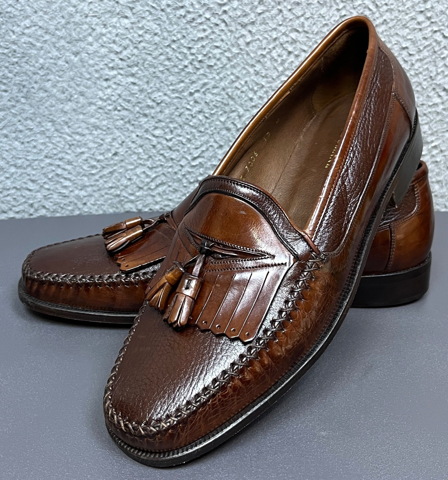 JOHNSTON & MURPHY Shoes Men 10 M Brown Leather Tasseled Dress Loafers Made Italy