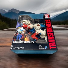 2015 Transformers SKY LYNX Combiner Wars  Sky Reign  Hasbro Voyager Class NISB