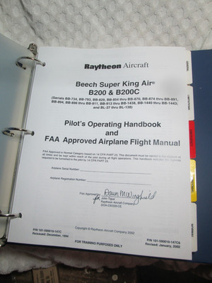 2002 FlightSafety Int. Raytheon Beech Super King Air B200 B200C Flight Manual