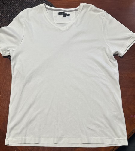 Banana Republic T-Shirt Herren M weiß Luxus Touch Performance V-Ausschnitt sportlich