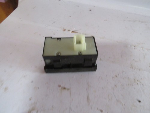 13 2013 MAZDA CX-9 TCS BSM HATCH RELEASE SWITCH - Foto 3 di 5