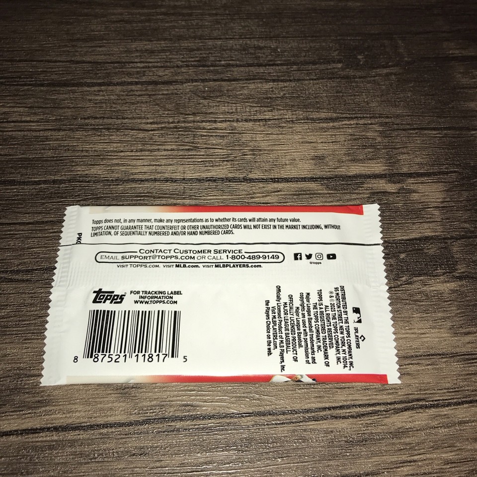 (1) 2023 Topps Baseball Series 2 Gravity Pack 5 Card PackFactory