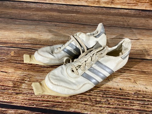 Zinloos Versnipperd gokken ADIDAS Vintage Nordic Cross Country Ski Boots Size EU42, US8 Retro Bindings | eBay Zinloos Versnipperd gokken ADIDAS Vintage Nordic Cross Country Ski Boots Size EU42, US8 Retro Bindings | eBay