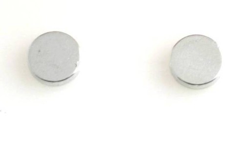 4 PEZZI ORECCHINI A PERNO MAGNETICO REPERTI, MAGNETI, MISURE 12 - Foto 10 di 15