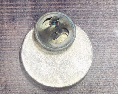 Vintage Tony's Pizza Food Salesman Pin Pinback Button - Picture 2 of 2