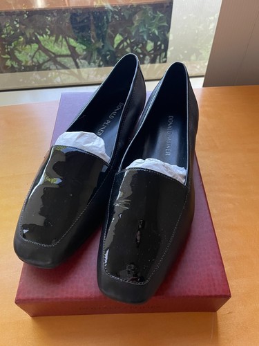 Donald Pliner womans shoes, size 9  - Picture 4 of 9