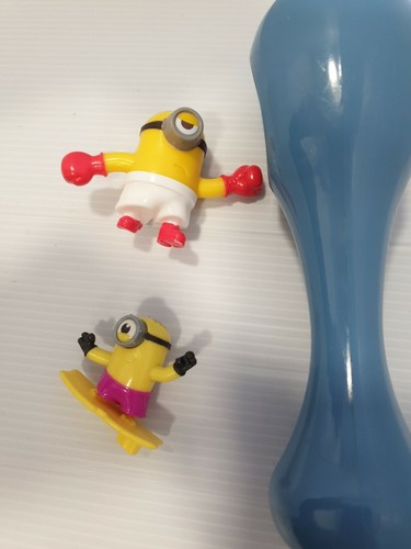 Minion small figure toys and musical shaker bundle - Picture 12 of 12
