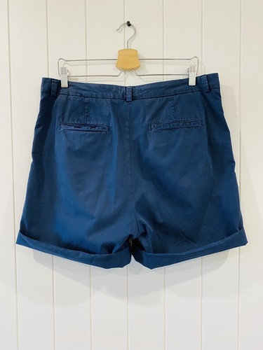 M&S Marks & Spencer Size 14 Ladies Blue Cuffed Shorts Pockets 100% Cotton - Picture 3 of 13