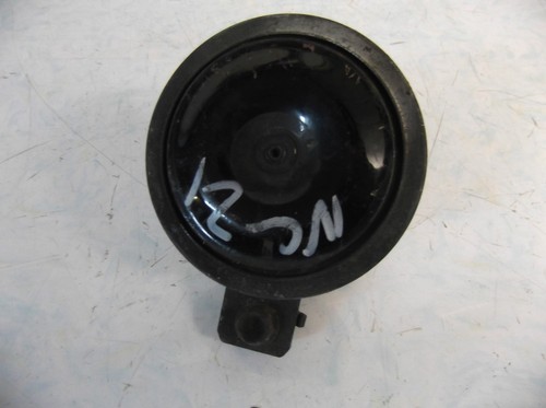 HONDA VFR400 NC21 HORN - Picture 1 of 2