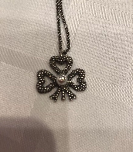 GUCCI HALSKETTE AURECO SCHWARZ FINISH STERLINGSILBER KUNSTPERLEN KLEEBLATT ANHÄNGER - Bild 4 von 8