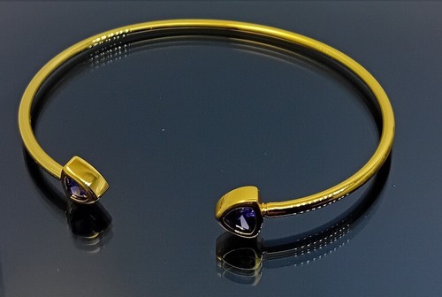 Impresionante brazalete abierto italiano simulado amatista 18ct GF relleno de oro de 18 quilates 6 cm - Imagen 6 de 11