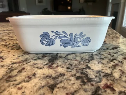 Pfaltzgraff Yorktowne Loaf Pan Dish #235 (GINPB)