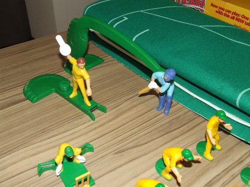 Ideal Super Cricket Real Life Interactive 3D Cricket Table Top Game Boxed Comp - 第 2/24 張圖片