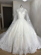 Princess Beaded Wedding Dresses with Cape Glitters Sweetheart Lace Bridal Gowns