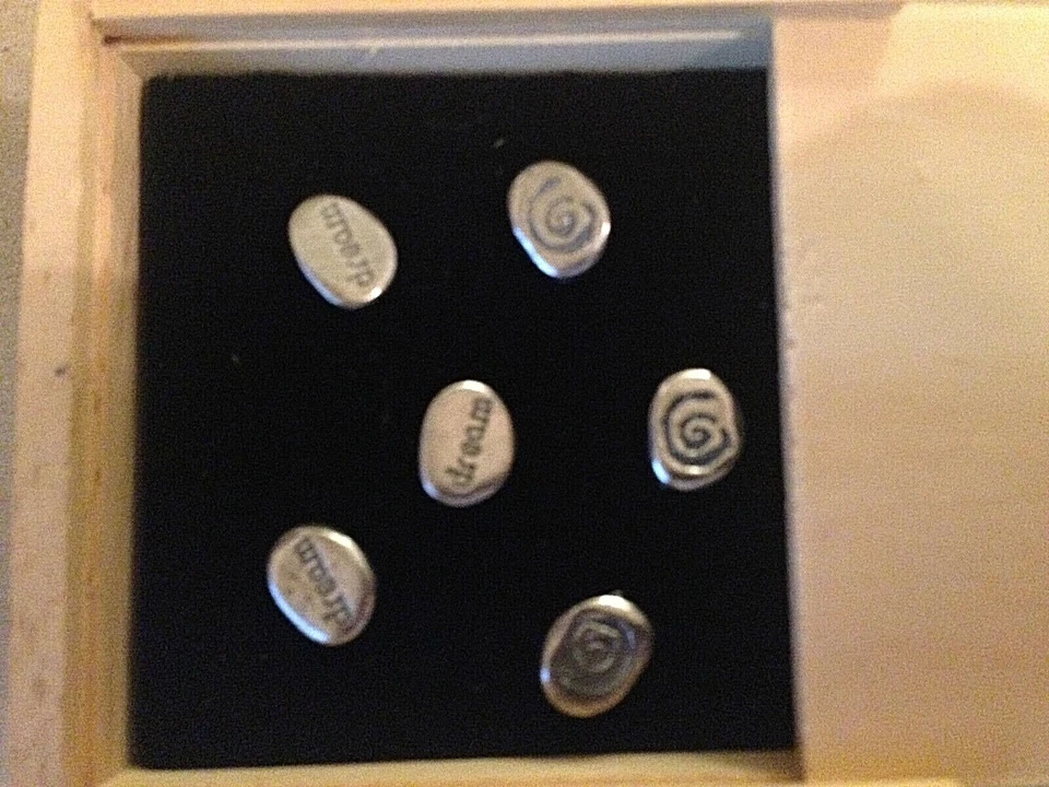 CARLY'S WISH METAL PEWTER LOOK PUSH PINS - DREAM (6 pins in Wood Box)  (2791) - Image 2 of 4