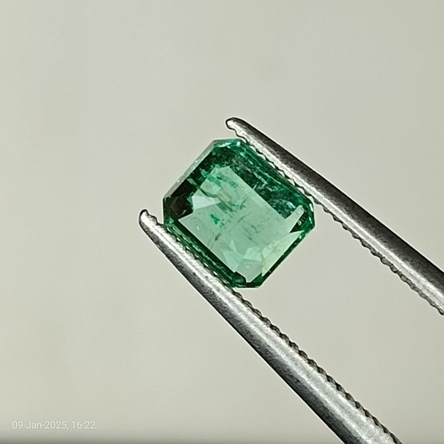 1.45CT 2 pcs Natural Emerald Loose Gemstone for Ring & Pendant Jewelry Making - Picture 5 of 19