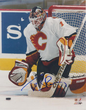 Roman Turek Autographed 8x10 Calgary Flames D785