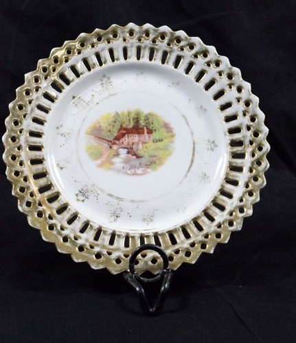 Beautiful souvenir porcelain Lattice Plate Trimmed Gold decorative. G26-309 - Picture 9 of 11