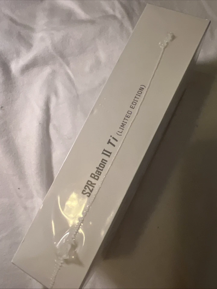 Linterna Olight S2R Baton II Ti Edición Limitada Titanium Freedom 2481 Foto 2 de 3