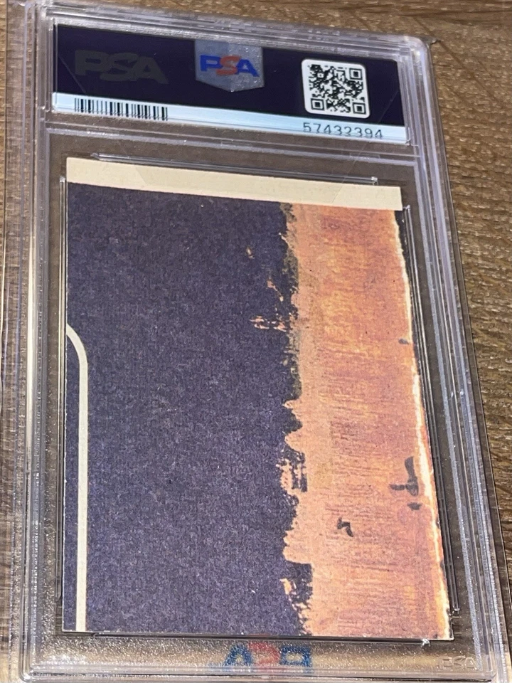 1977 STAR WARS SCANLENS #42 STORMTROOPERS ATTACK! PSA 7 NM POP 2 VERY RARE!!! - Image 2 of 2