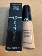 Giorgio Armani Luminous Silk PERFECT GLOW CONCEALER # 5  NIB Free Shipping