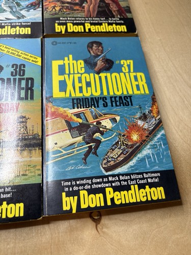 LOT OF (21) MACK BOLAN THE EXECUTIONER PAPERBACK BOOKS - PENDLETON - Picture 13 of 16
