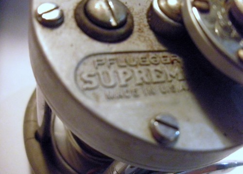 Vintage Pflueger Supreme No. 1573 Fishing Reel, Box, Bag & Paperwork - Picture 4 of 15