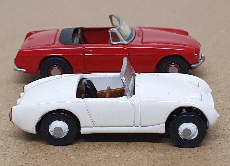 EFE 1/76 Scale 11502 11702 - MGB Roadster & Austin Healey Sprite - Red White - Image 3 of 4