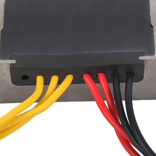 Regulador rectificador de voltaje para TRIUMPH TRIPLE 675 R675 955 1050RS 955 ST 955 - Imagen 10 de 13