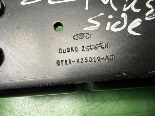 FORD TRANSIT CONNECT Mk2 Left Lower Sliding Door Roller Bracket t OT11-V25029-AO - Picture 4 of 4