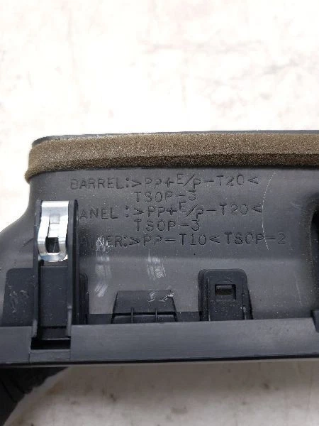 97 98 99 00 01 Lexus ES300 bisel de tablero central con rejillas de ventilación Foto 4 de 4