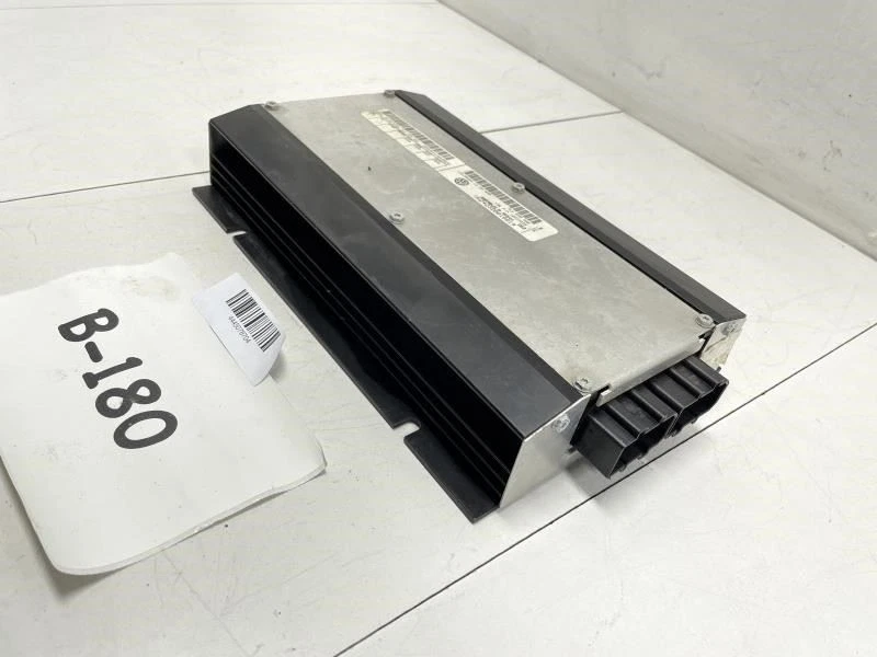 Amplificador de audio radio Volkswagen Touareg 2004 2006 12 canales OEM+ Foto 3 de 4