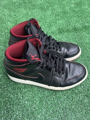 Nike Air Jordan 1 Retro Mid Black Red Shoes Mens 9.5 554724-028 RARE? Nike Air Jordan 1 Retro Mid Black Red White Shoes  main image 4