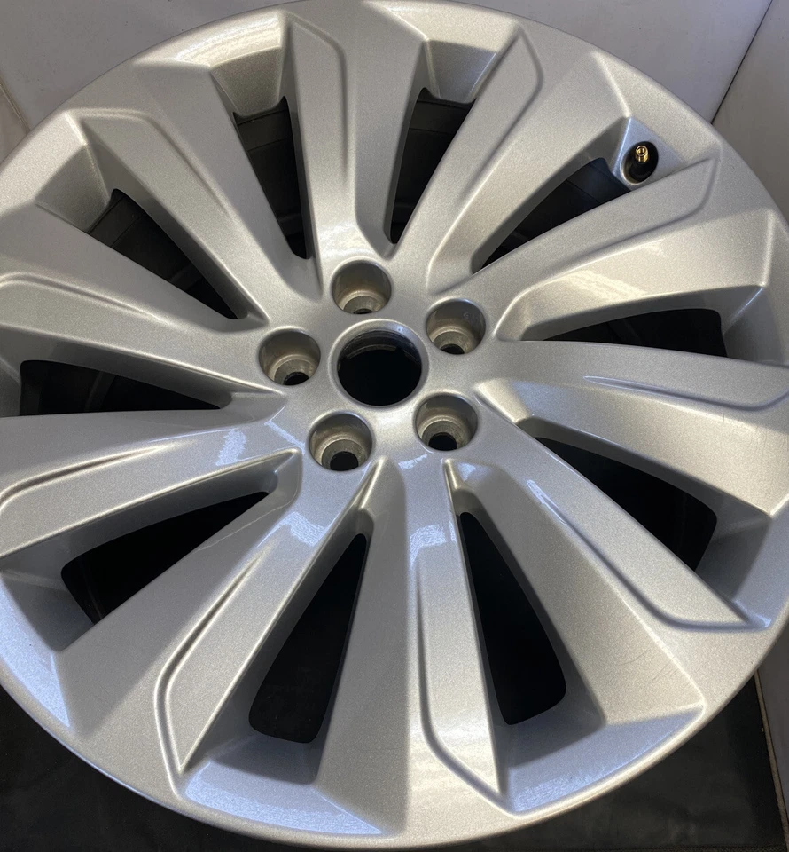 Llanta original de fábrica 59992 1904 One Jaguar E-Pace 2018 2019 OEM de 19 pulgadas Foto 3 de 4