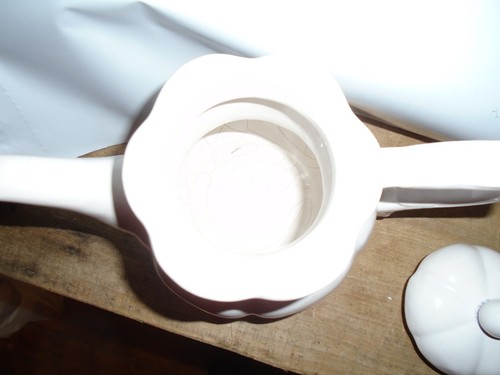 Chateau Blanc Teapot White aged look  made in China Dishwasher Safe - Picture 3 of 6