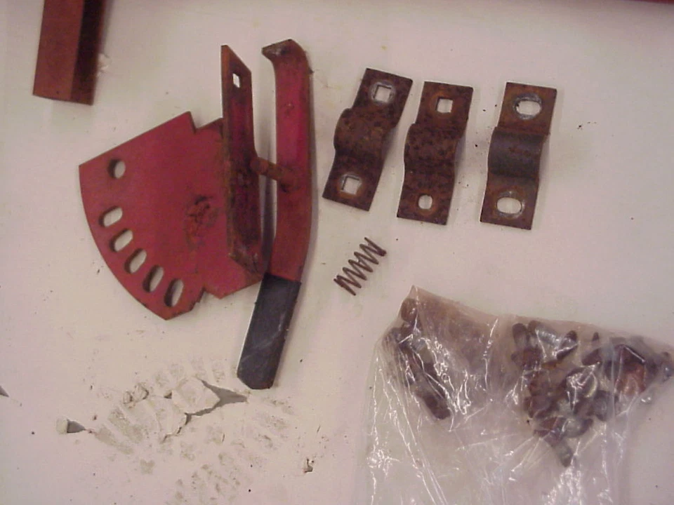 36" 2-BLADE SIDE DISCHARGE MOWER DECK REAR BOGIE WHEELS W/ HEIGHT ADJ & HARDWARE - Image 2 of 4