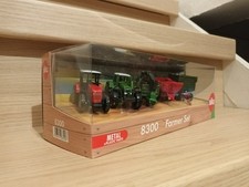 SET SIKU engin De Ferme (Fendt+Massey Fergusson)+ 3 Remorques Ref 8300 1/87 HO