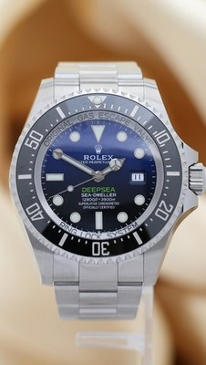 Rolex Sea-Dweller Deepsea 44mm ''James Cameron'' Automatik 126660 Original Papie