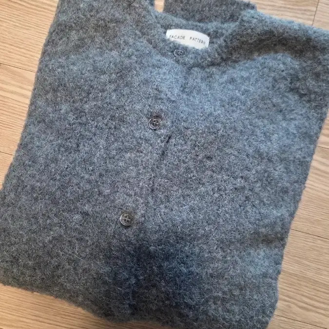 Facade Pattern Alpaca Essential Cardigan - Gray - image 5