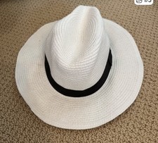 Nordstrom White Fedora Hat with Black Band