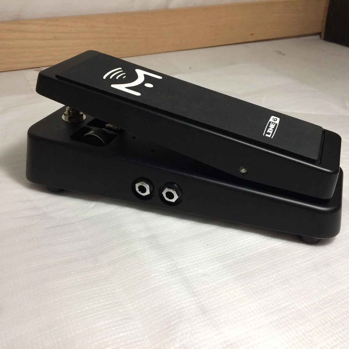 Excellent Mission Engineering SP1-L6H Expression Pedal for Line 6
