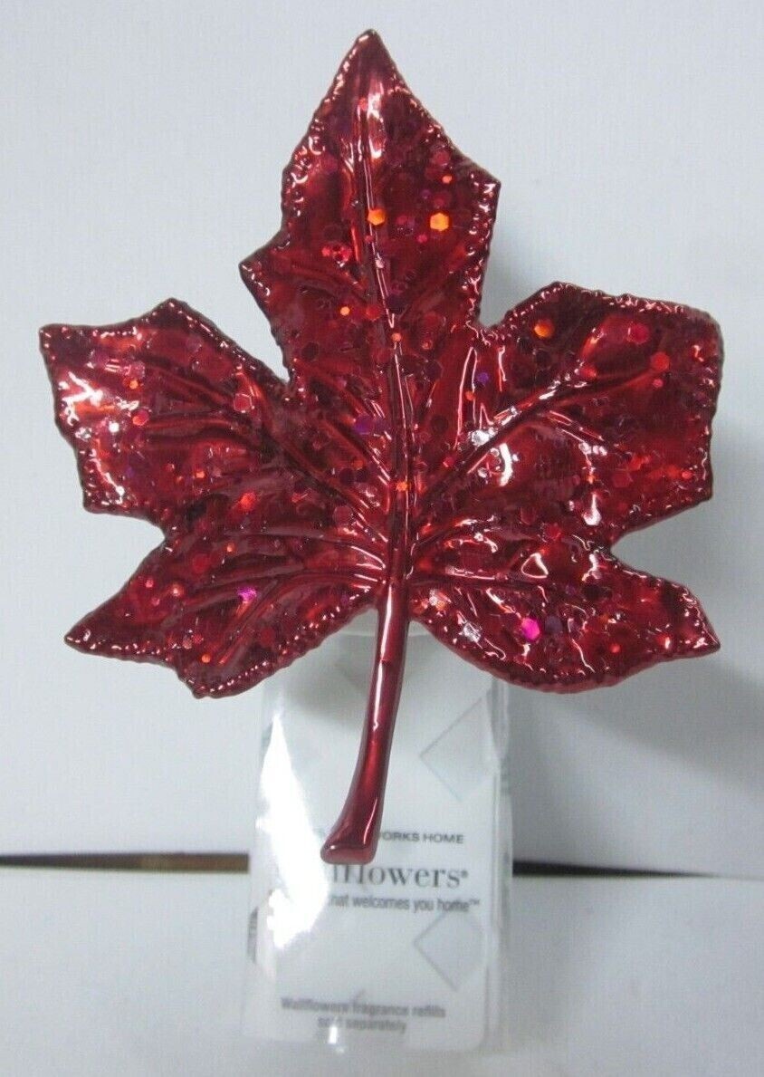 Bath & Body Works Fall Red Mercury Leaf Wallflower Diffuser Plug-in