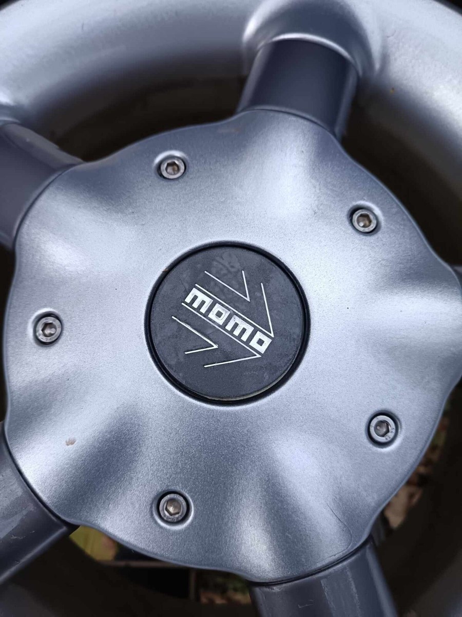 希少 イタリア MOMO DESIGN モモデザイン 灰皿 レーシング 旧車 希少 イタリア MOMO DESIGN モモデザイン 灰皿 レーシング 旧車