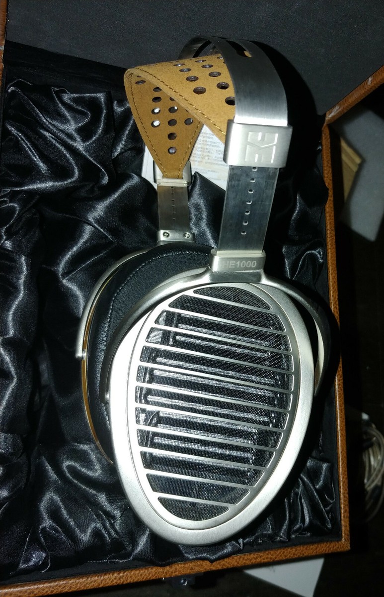 HiFiMAN HE1000 V2 Planar Magnetic Open-Back Headphones full HiFiMAN HE1000 V2 Planar Magnetic Open-Back Headphones full