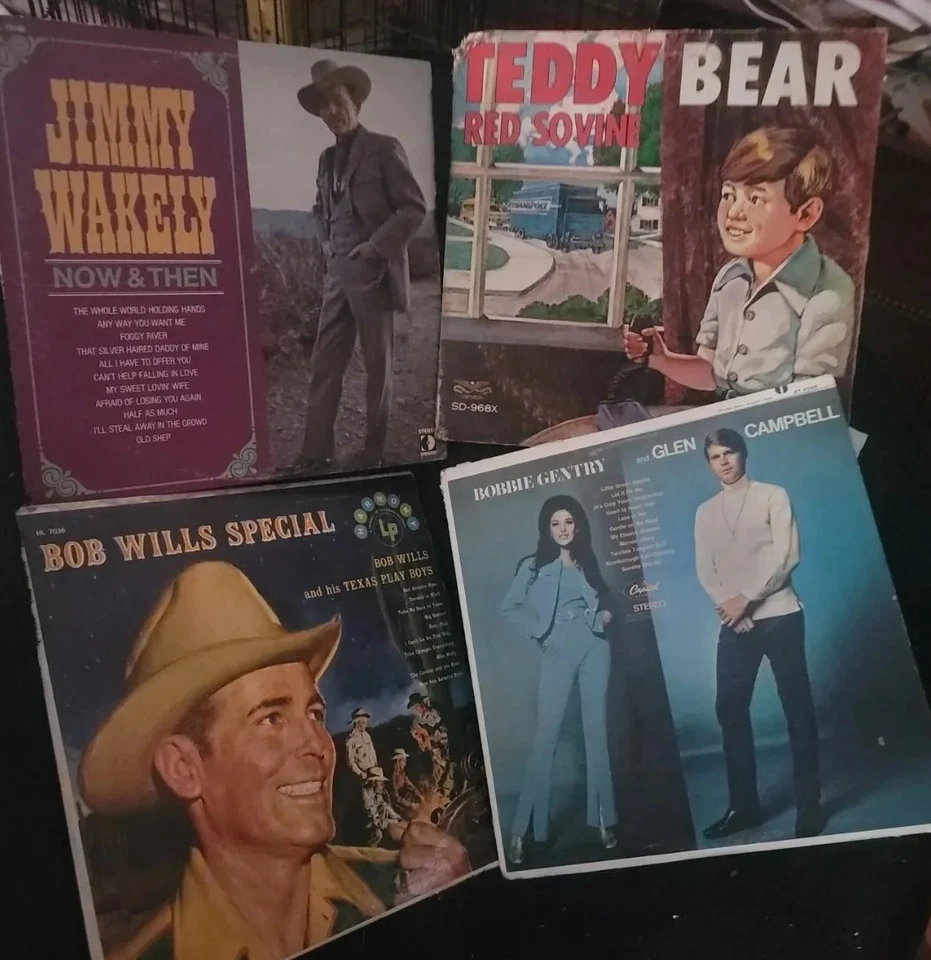 40 Vinyl LP Country: A MUST Have Country Bundle ** 40 LPs ** - Image 4 of 4