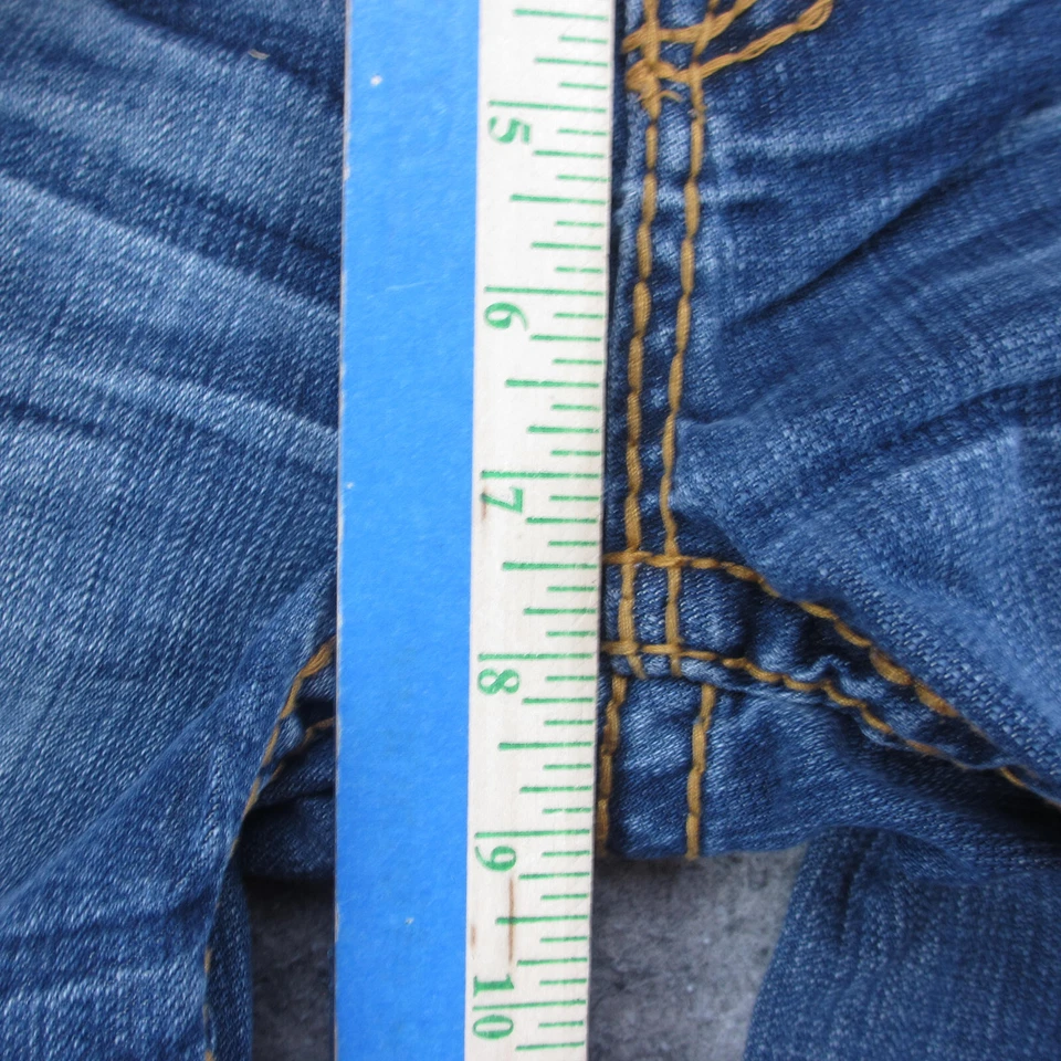 Vigoss Jeans Women's 2/3 Blue Medium Wash Boot Cut Jeans - Image 4 of 4