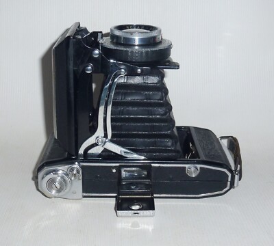 Zeiss Ikon Ikonta 521/2 Folding Camera Novar-Anastigmat 3.5/10.5+